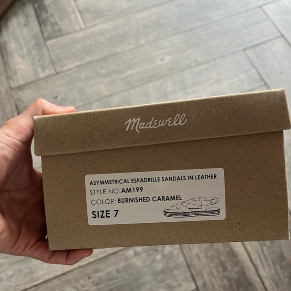 Madewell Asymmetrical espadrilles size 7 - Picture 5 of 5